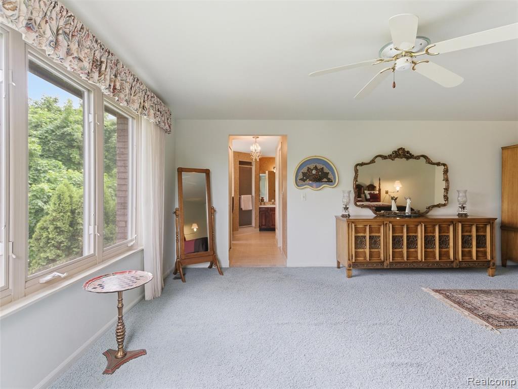 4261 Wabeek Lake Drive S, Bloomfield Hills, MI 48302 — Photo 23