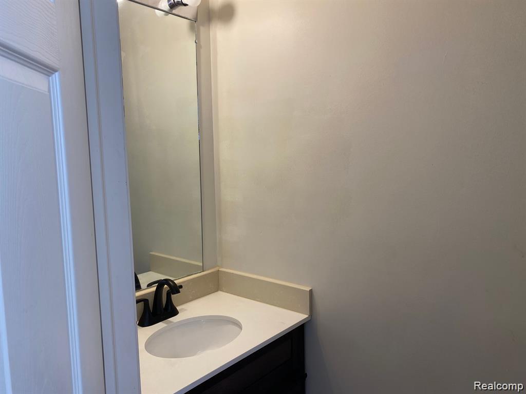 4762 Sherwood Circle, Canton, MI 48188 — Photo 27