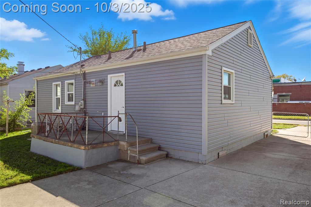 541 E Bennett Avenue, Ferndale, MI 48220 — Photo 27