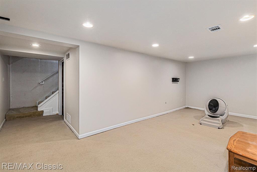 42173 OLD POND Circle, Plymouth, MI 48170 — Photo 25