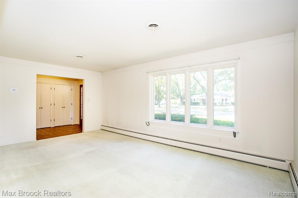 4298 Cherrywood Drive, Troy, MI 48098 — Photo 9