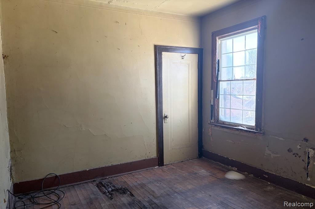 8693 Woodlawn Street, Detroit, MI 48213 — Photo 9