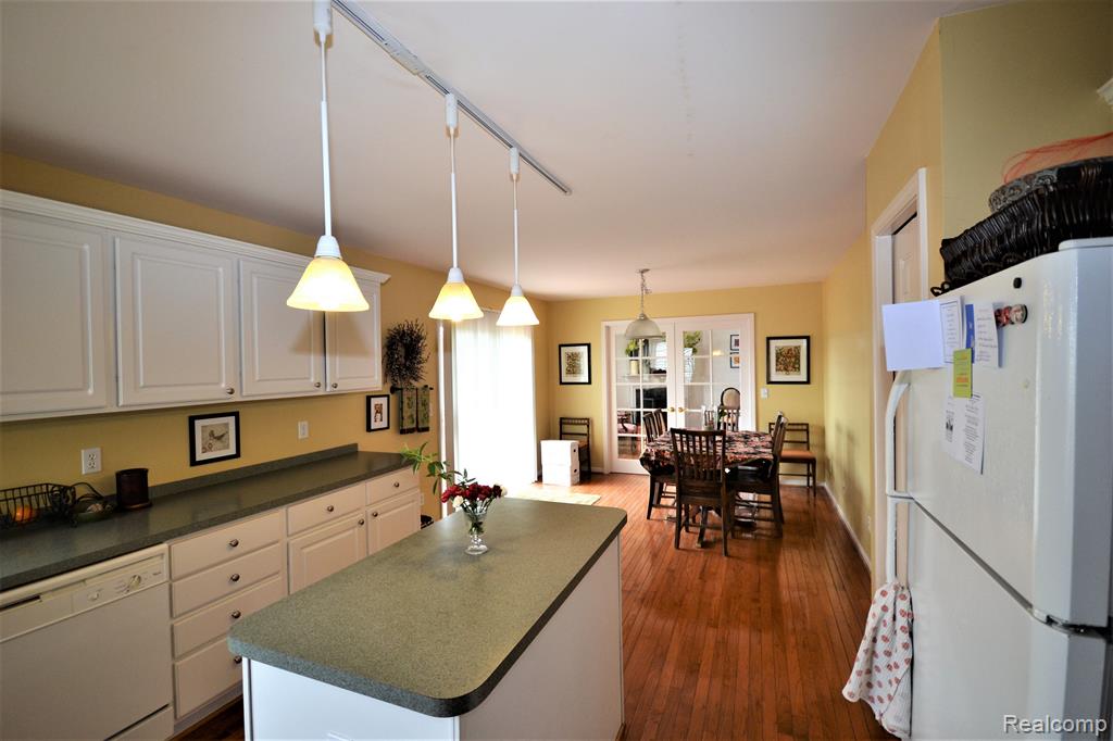4890 Spring Meadow Drive, Clarkston, MI 48348 — Photo 7