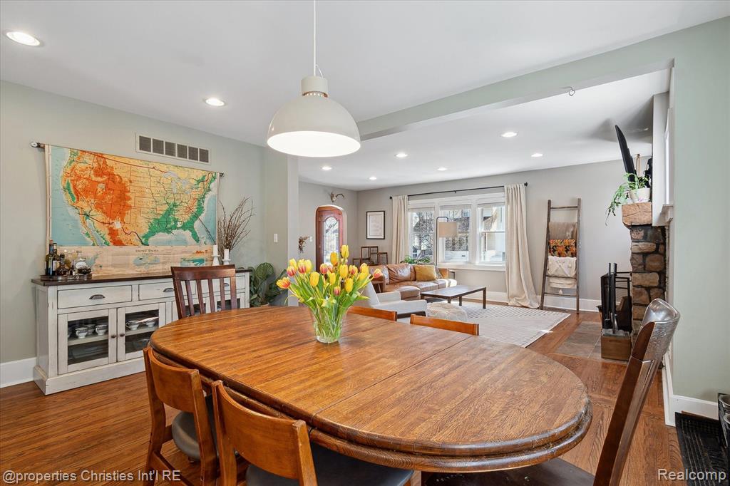 712 S LAUREL Street, Royal Oak, MI 48067 — Photo 15