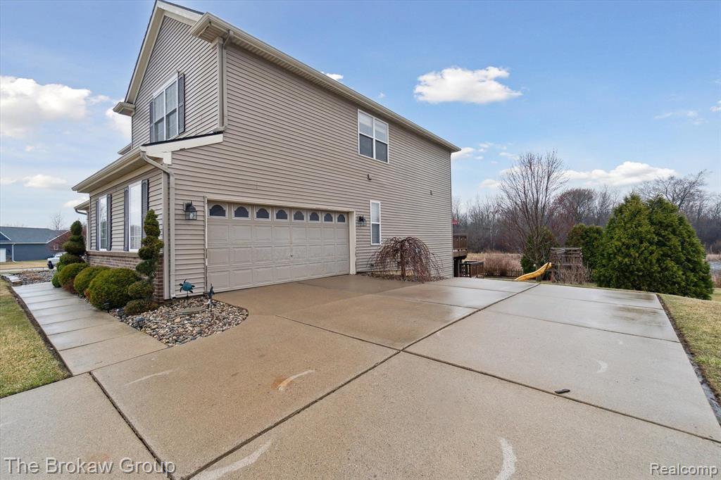 5232 NORTHWOOD Road, Grand Blanc, MI 48439 — Photo 49