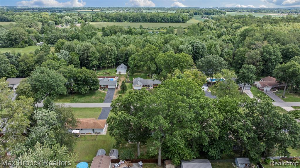 8071 Comanche Trail, Temperance, MI 48182 — Photo 32