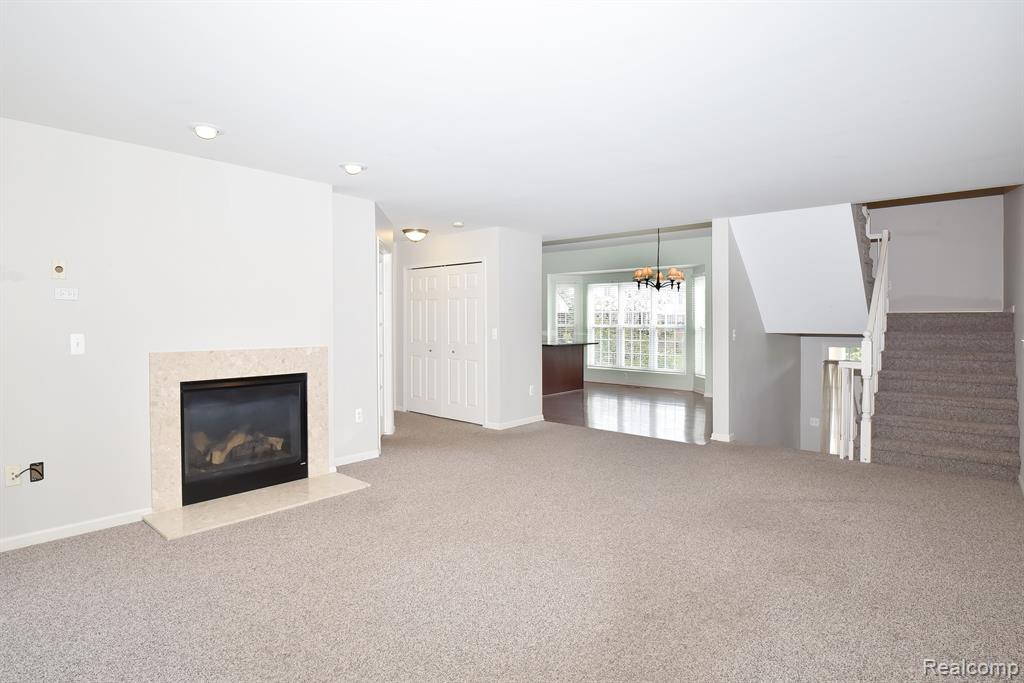 751 PAINT CREEK Drive, Troy, MI 48085 — Photo 7