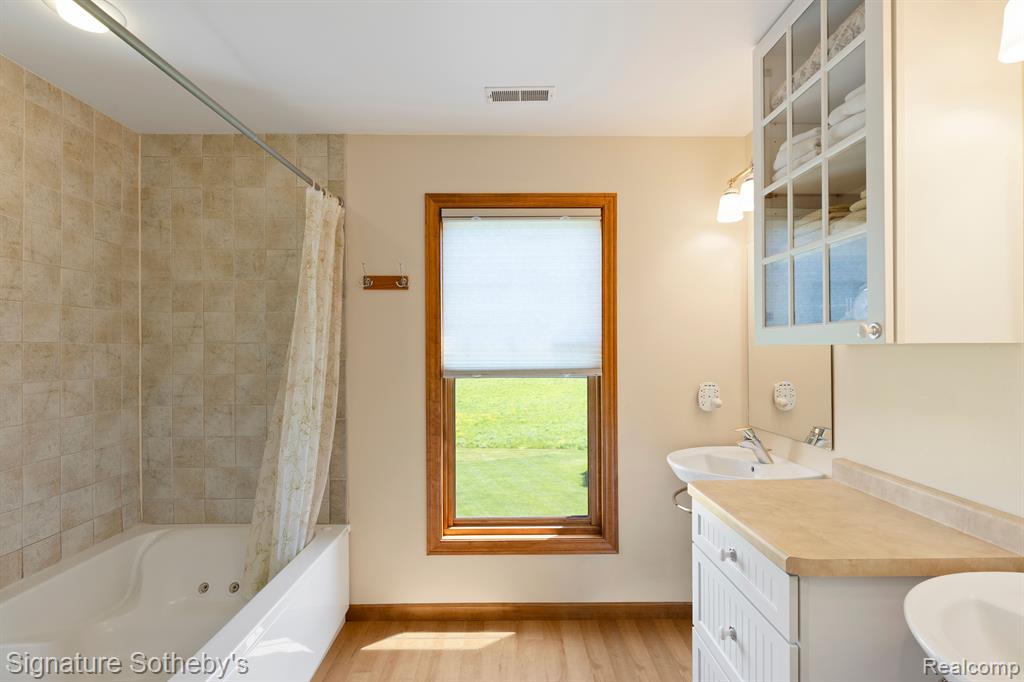 4893 HIGH MEADOW Lane, Ann Arbor, MI 48103 — Photo 16