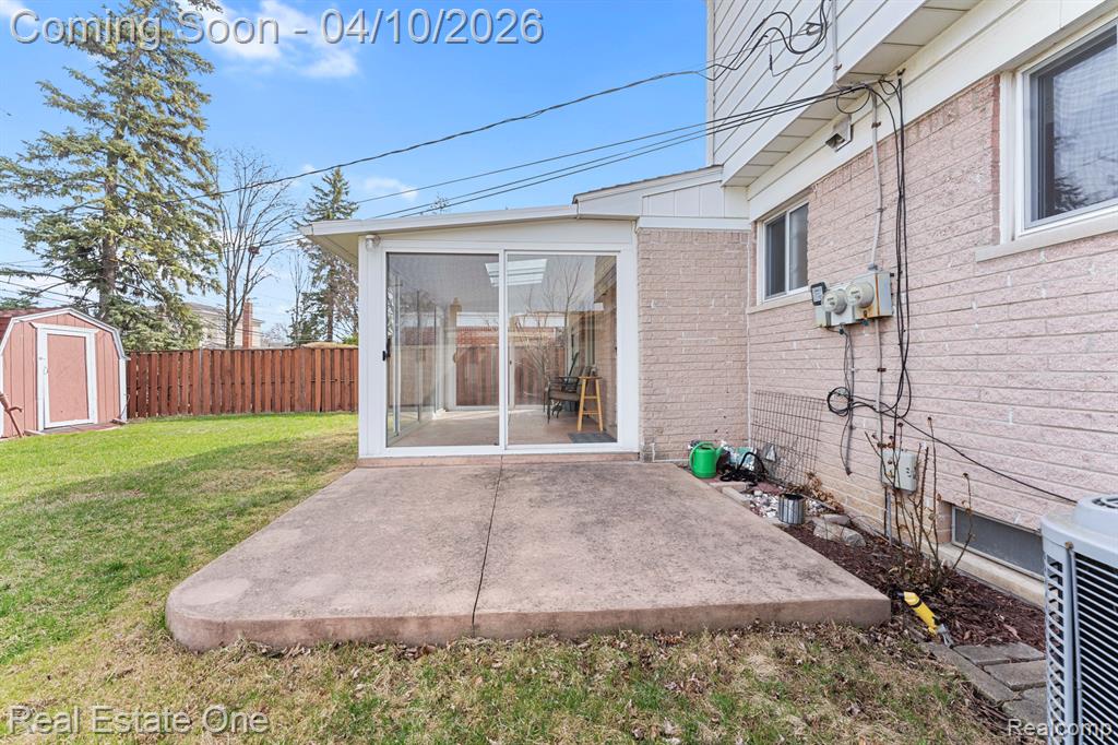 14262 Dundee Street, Riverview, MI 48193 — Photo 25