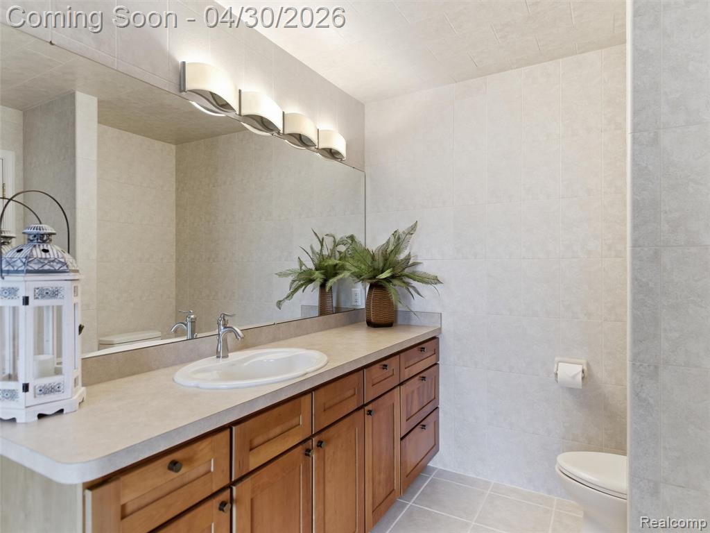 12210 Mantawauka Drive, Fenton, MI 48430 — Photo 34