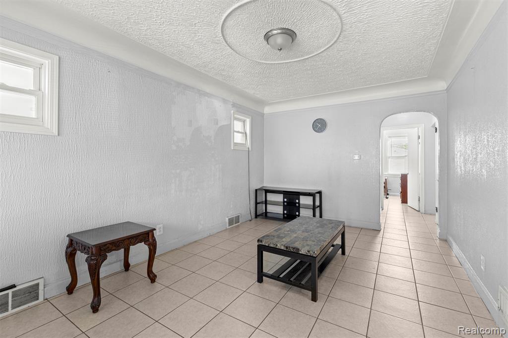 7702 Kendal Street, Dearborn, MI 48126 — Photo 5