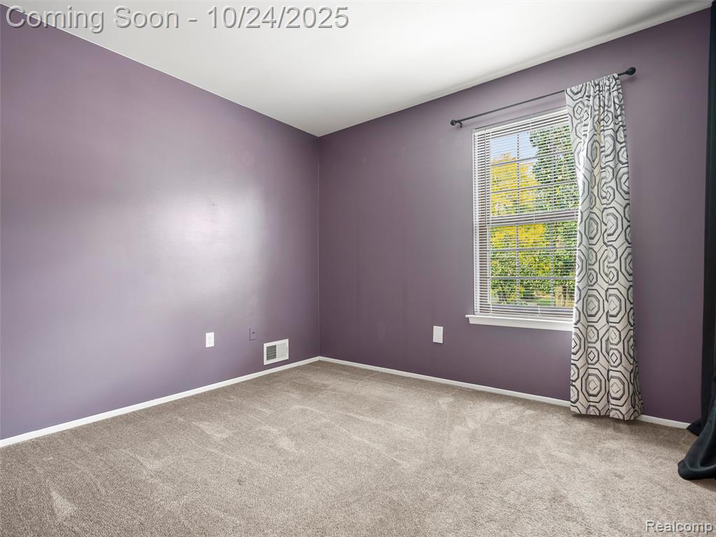 2844 Roundtree Drive, Troy, MI 48083 — Photo 18