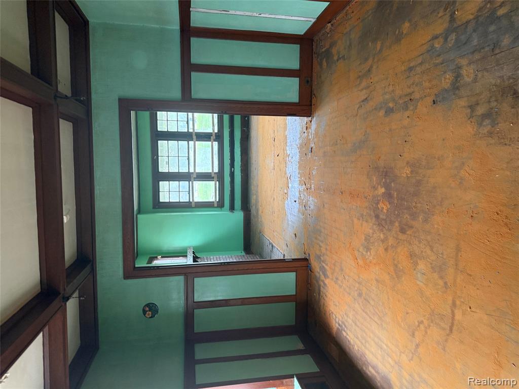 4420 Burns Street, Detroit, MI 48214 — Photo 13