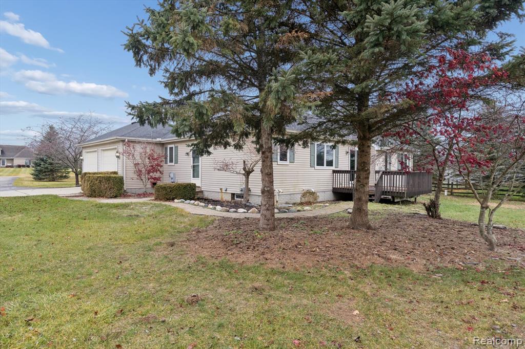 7183 Miller Lane, Grand Blanc, MI 48439 — Photo 37
