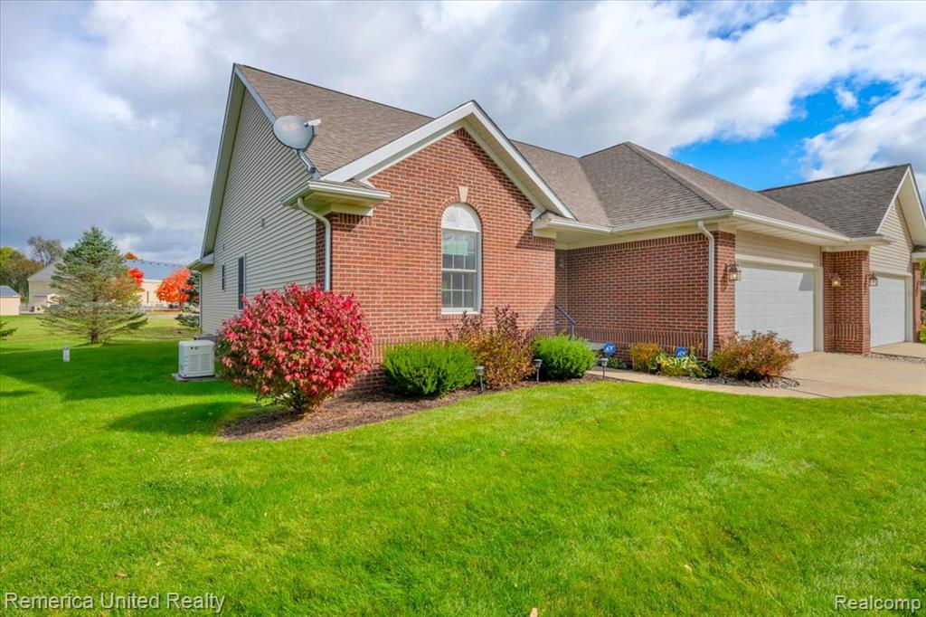 13303 Spruce Court, Linden, MI 48451 — Photo 4