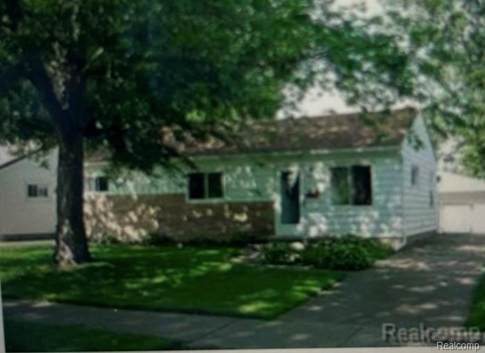 6375 Helen Street, Garden City, MI — front exterior