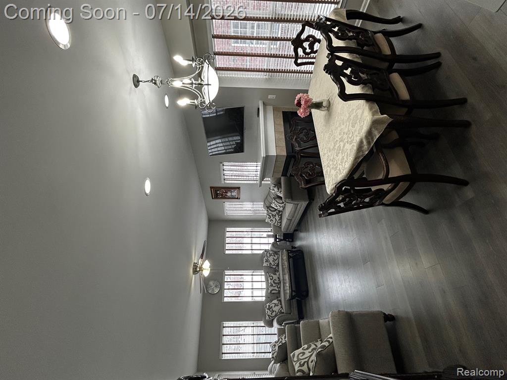 42808 Park Cresent Drive, Sterling Heights, MI 48313 — Photo 4