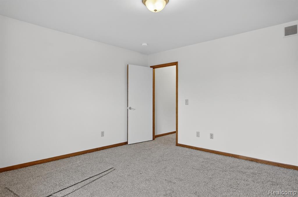 15507 White Oak, Fraser, MI 48026 — Photo 22