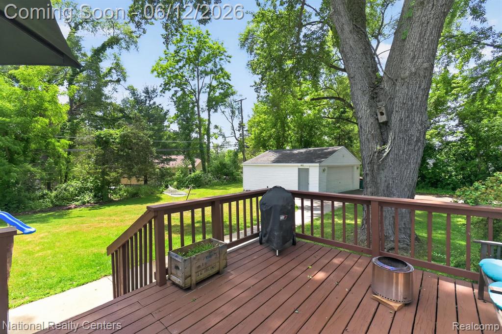 2465 Fairbury, Wixom, MI 48393 — Photo 33