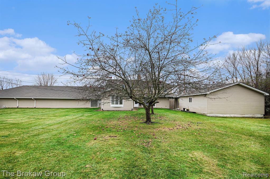 4212 LENNON Road, Flint, MI 48507 — Photo 95