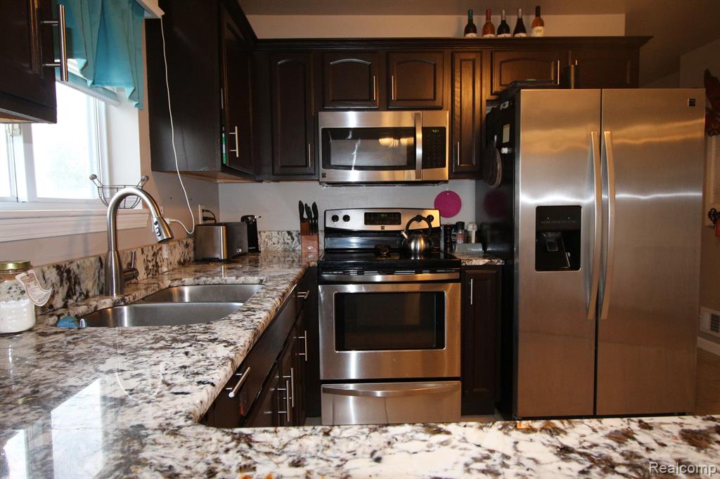 1017 Squaw Creek Road, Fostoria, MI 48435 — Photo 17