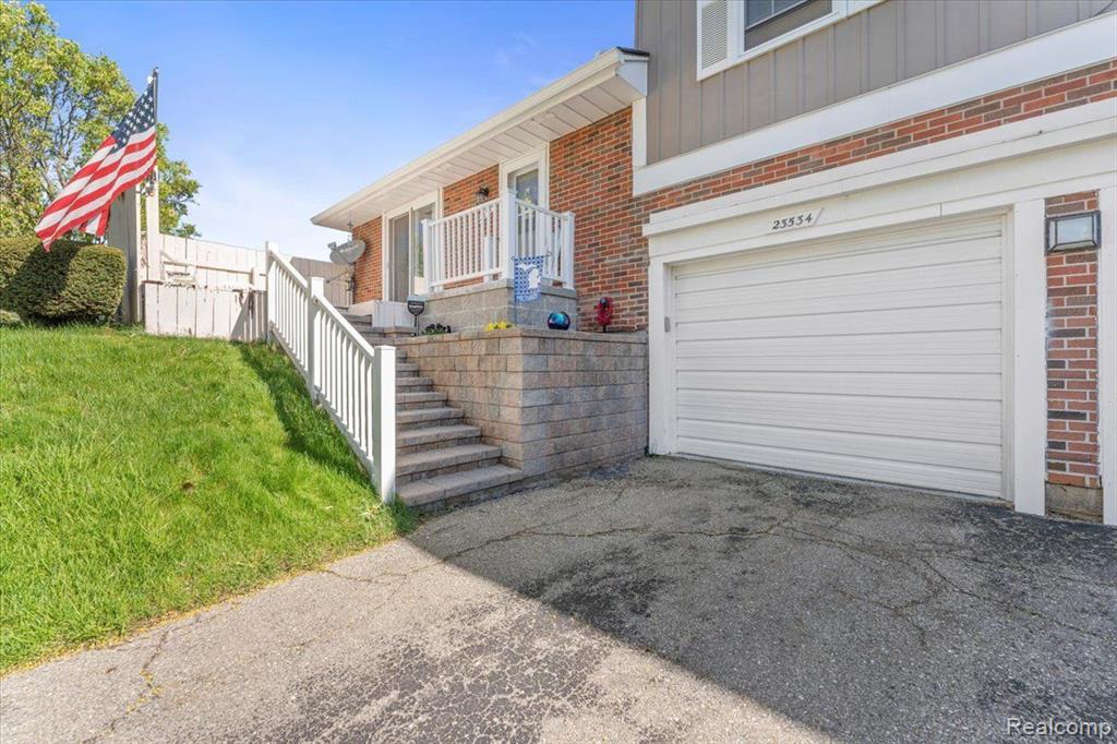 23534 Stonehenge Boulevard, Novi, MI — front exterior