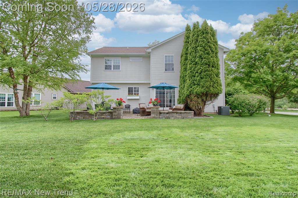 1029 Shetland Drive, South Lyon, MI 48178 — Photo 36