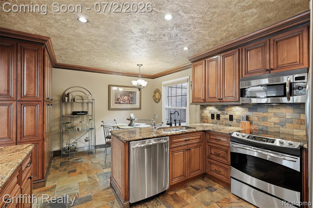 4603 Golf View Drive, Brighton, MI 48116 — Photo 14