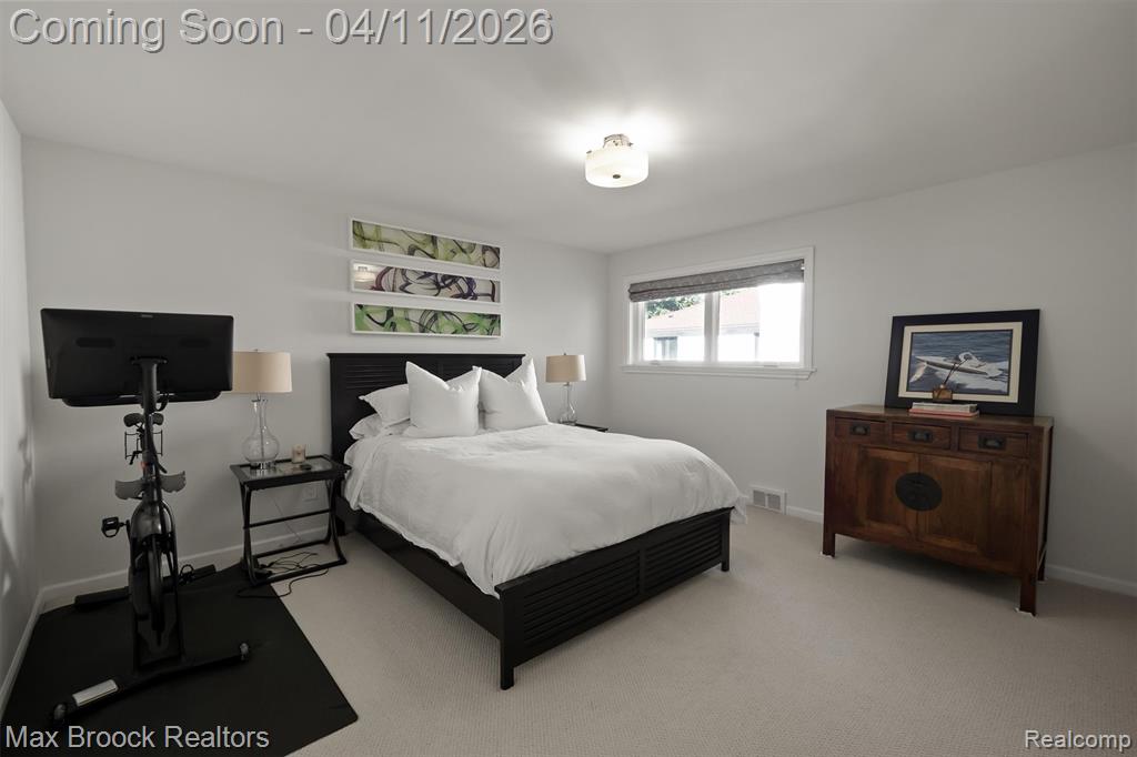 5190 Clarendon Crest Street, Bloomfield Hills, MI, 48302