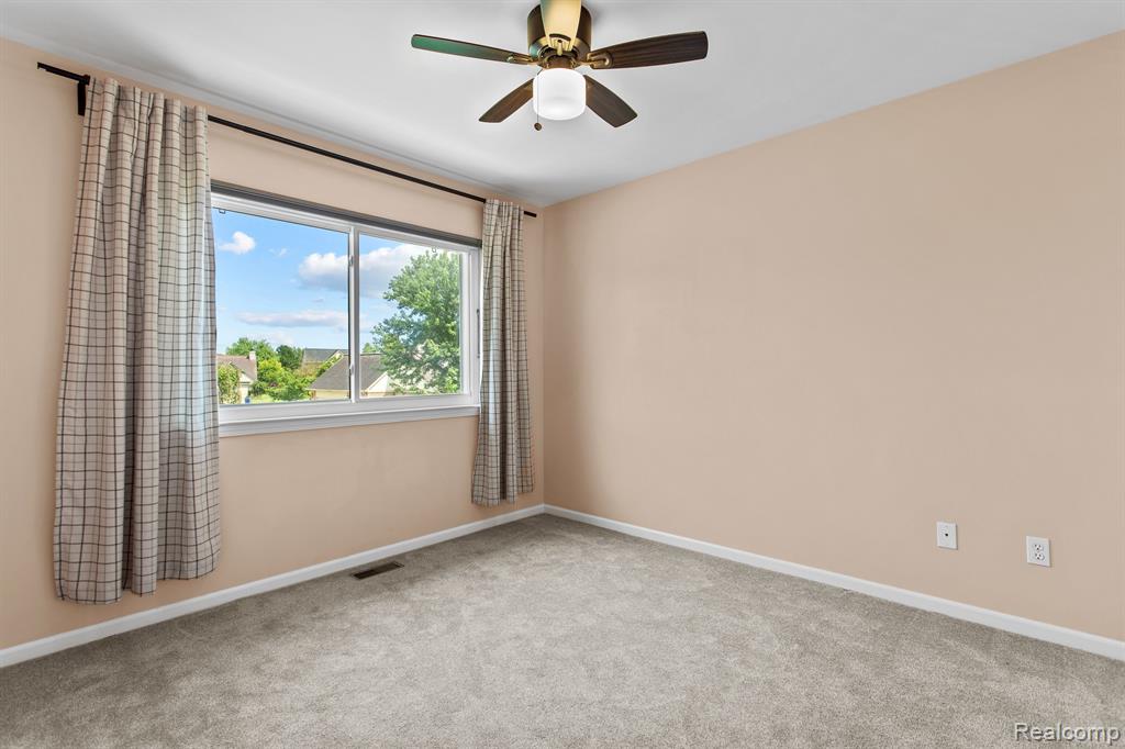 4051 SARAH ANN Drive, Canton, MI 48188 — Photo 10