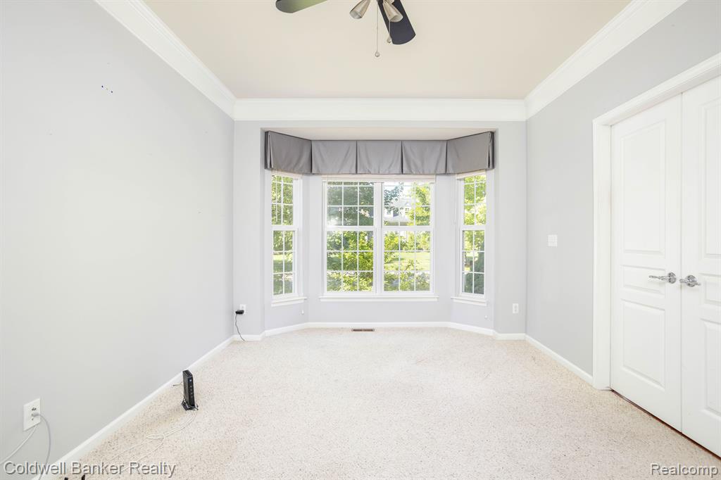 50154 BLACK HORSE Lane SW, Canton, MI 48188 — Photo 6