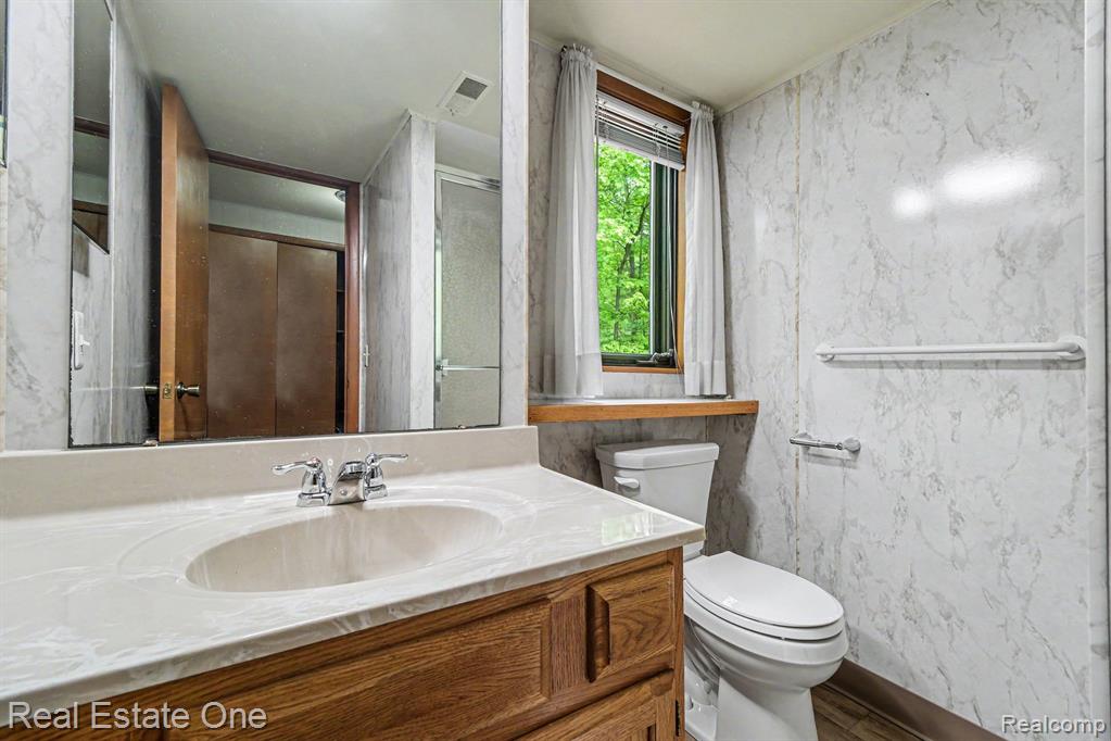 4757 Hardwoods Drive, West Bloomfield, MI 48323 — Photo 48