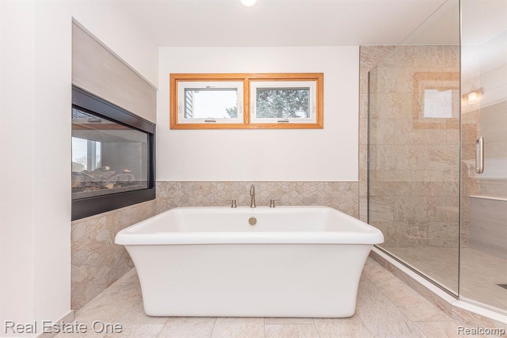 61024 Evergreen Court, 23, South Lyon, MI 48178 — Photo 28