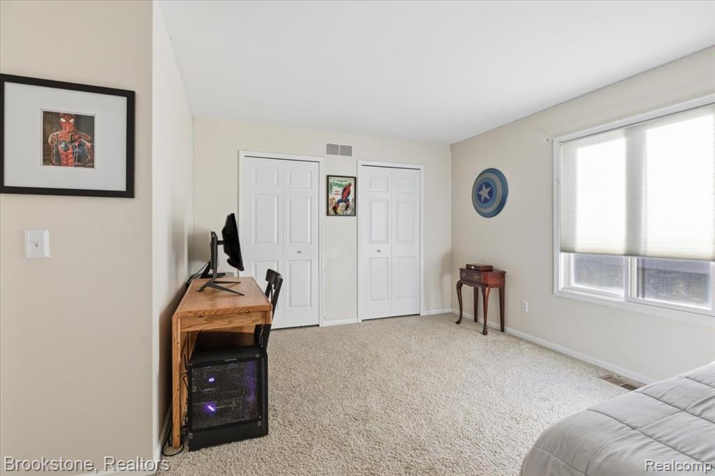 9748 Forest Ridge Drive, Clarkston, MI 48348 — Photo 45