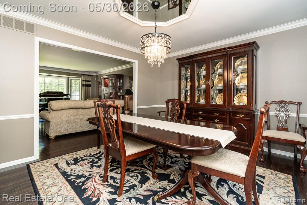 44105 Dunham Court, Clinton Twp, MI 48038 — Photo 6
