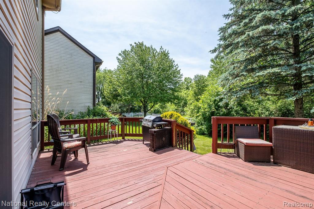 5382 HIGH RIDGE Drive, Ypsilanti, MI 48197 — Photo 41