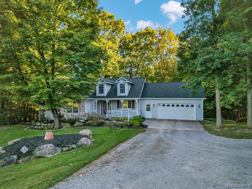 575 Vista Del Sol Road, Lapeer, MI 48446