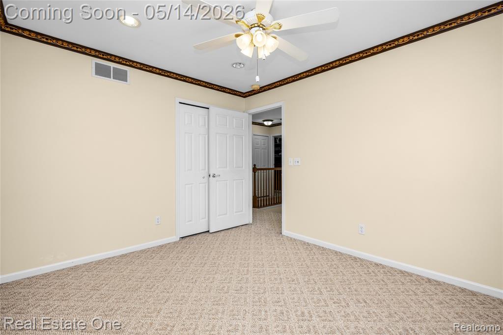 865 Drakeshire Drive, Commerce Twp, MI 48390 — Photo 57