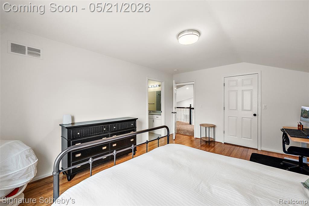 42280 Locklin Drive, Sterling Heights, MI 48314 — Photo 22