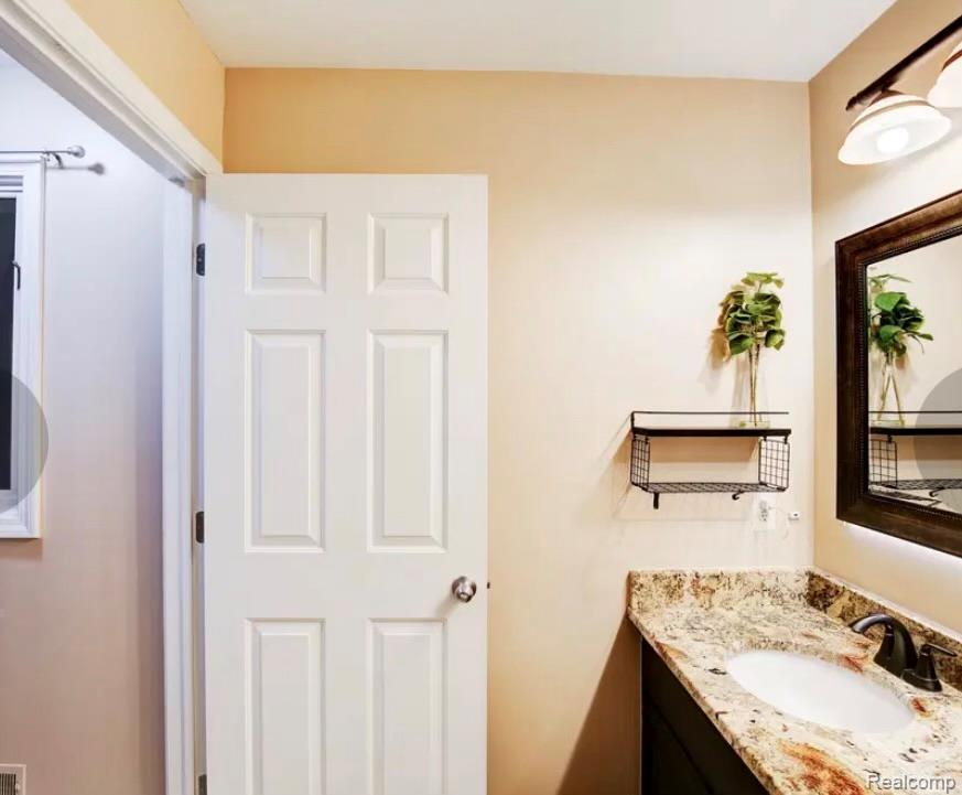 50600 Koss Drive, Macomb, MI 48044 — Photo 38
