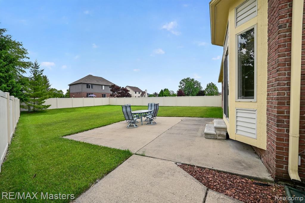 28817 Sugar Island Court, Rockwood, MI — Photo 34