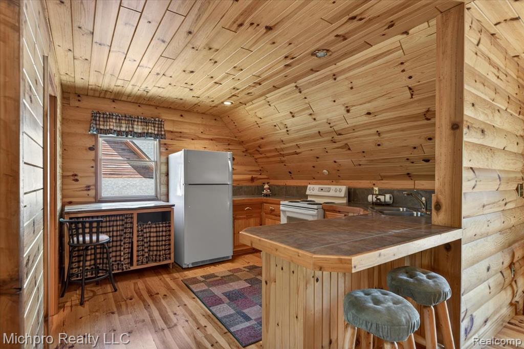 670 Green Creek Lane, Oxford, MI 48371 — Photo 54