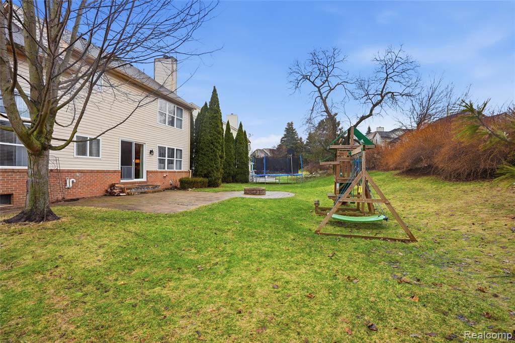 3613 Briarbrooke Lane, Rochester, MI 48306 — Photo 44
