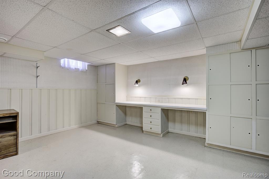 705 BUTTERNUT Avenue, Royal Oak, MI 48073 — Photo 27