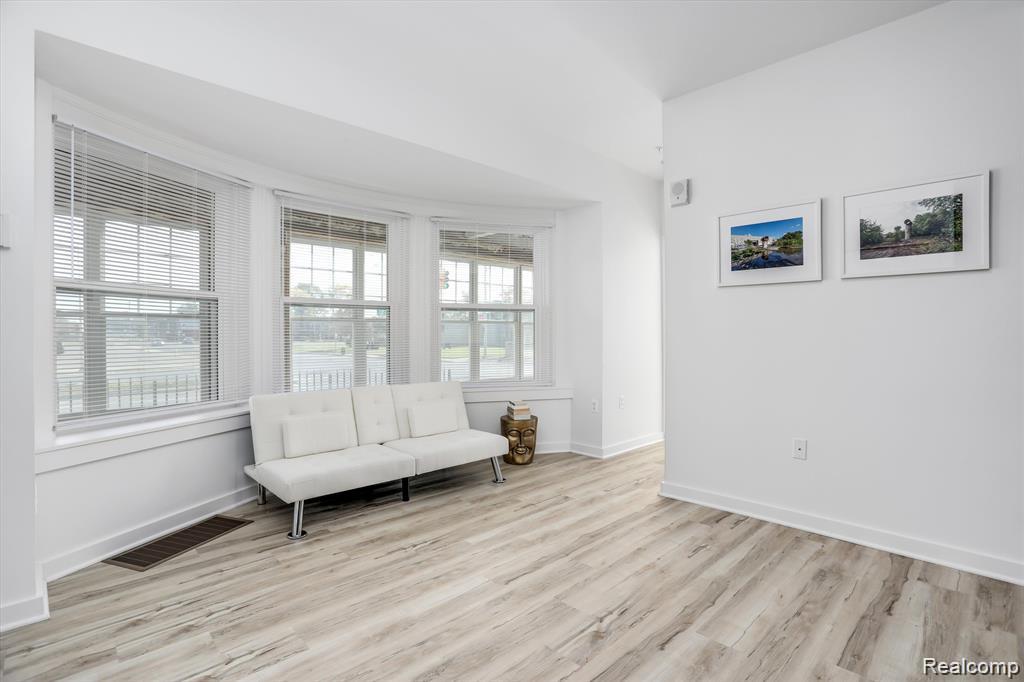 799 E Grand Boulevard, Detroit, MI 48207 — Photo 5