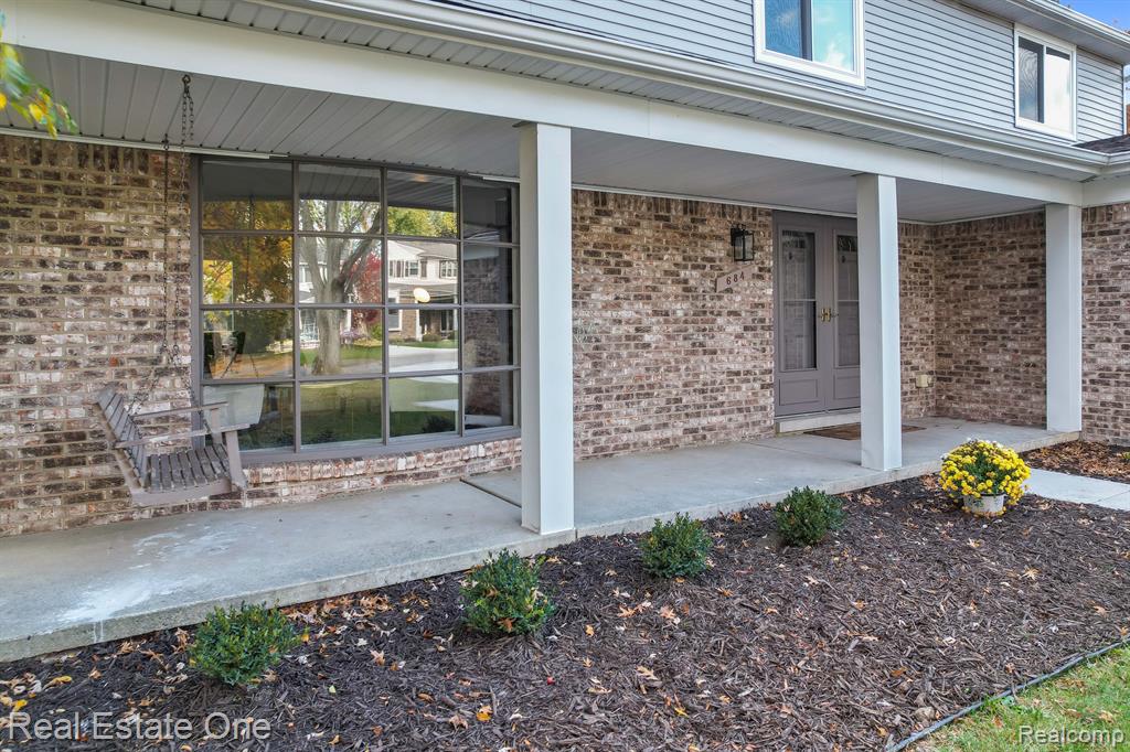 684 ABBEY, Rochester Hills, MI 48307 — Photo 56