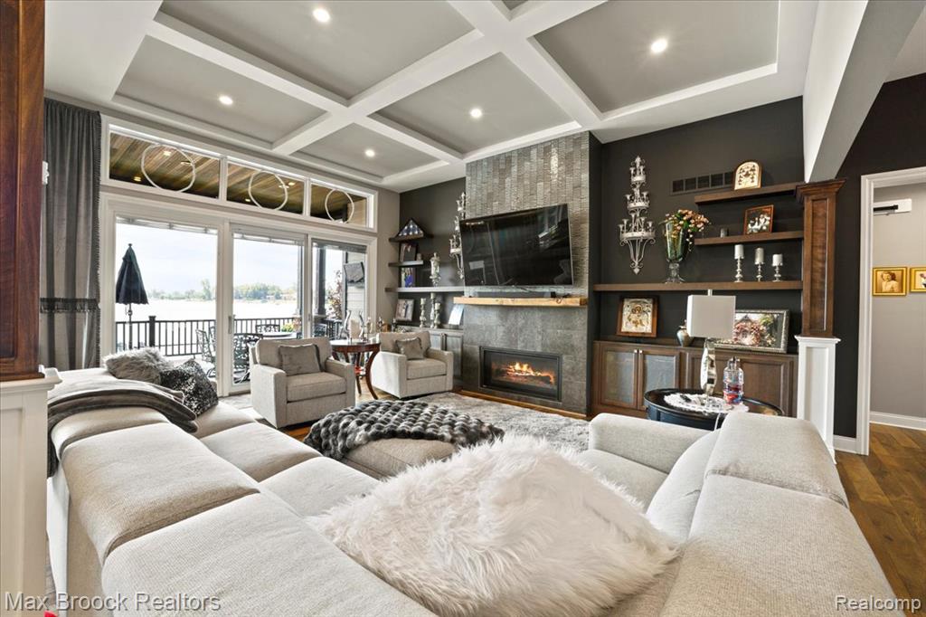 8184 Woodland Shore Drive, Brighton, MI 48114 — Photo 10