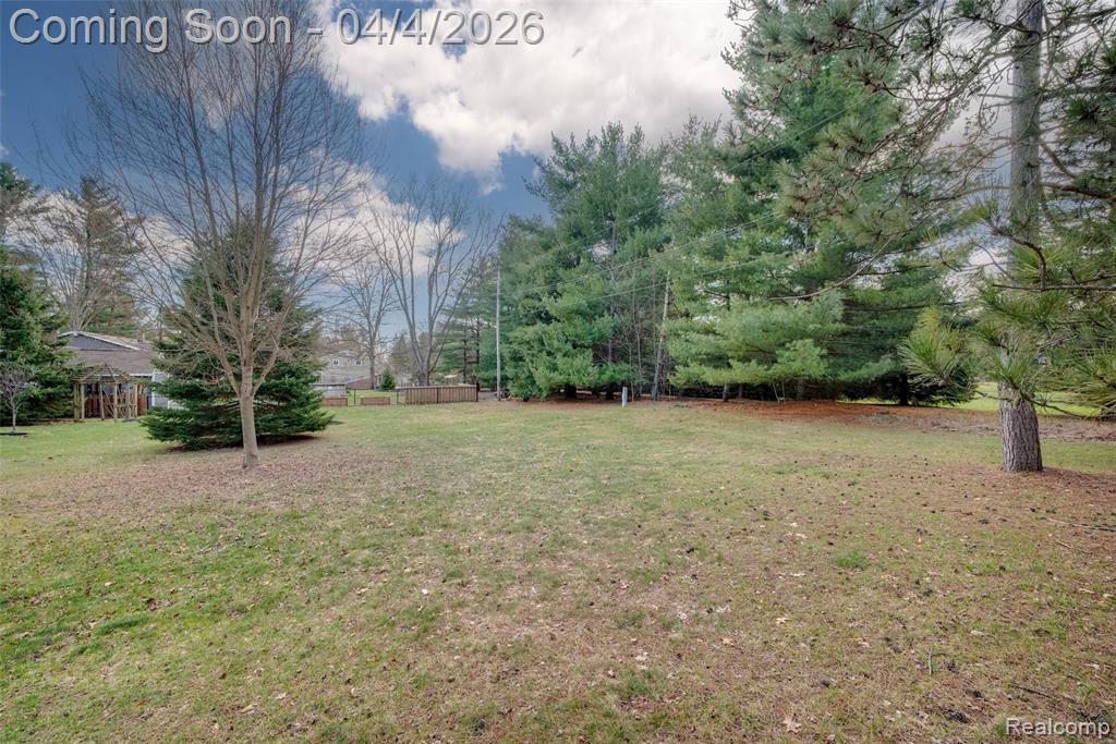8183 Reese Road, Clarkston, MI 48348 — Photo 38