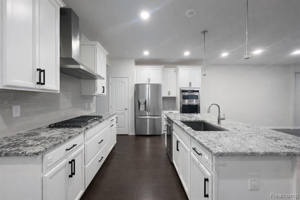 4807 Glenora Drive, Lake Orion, MI — Photo 9