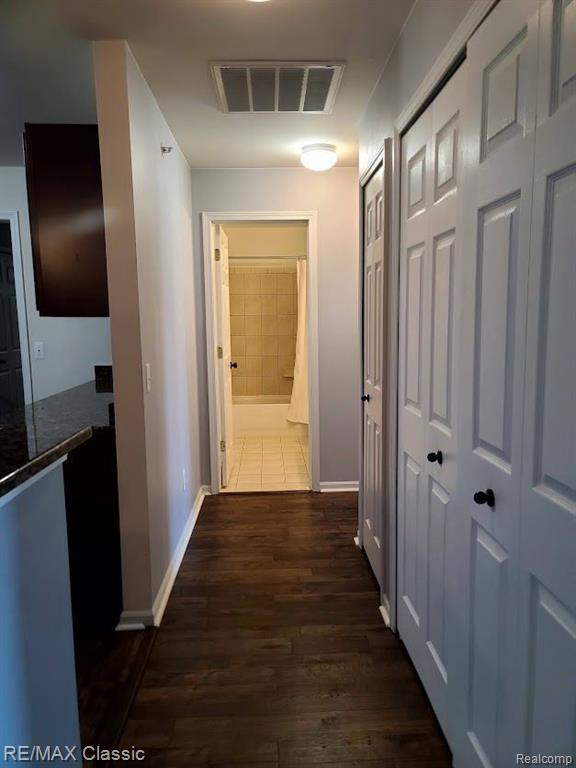 30018 HERITAGE Parkway, Warren, MI 48092 — Photo 9
